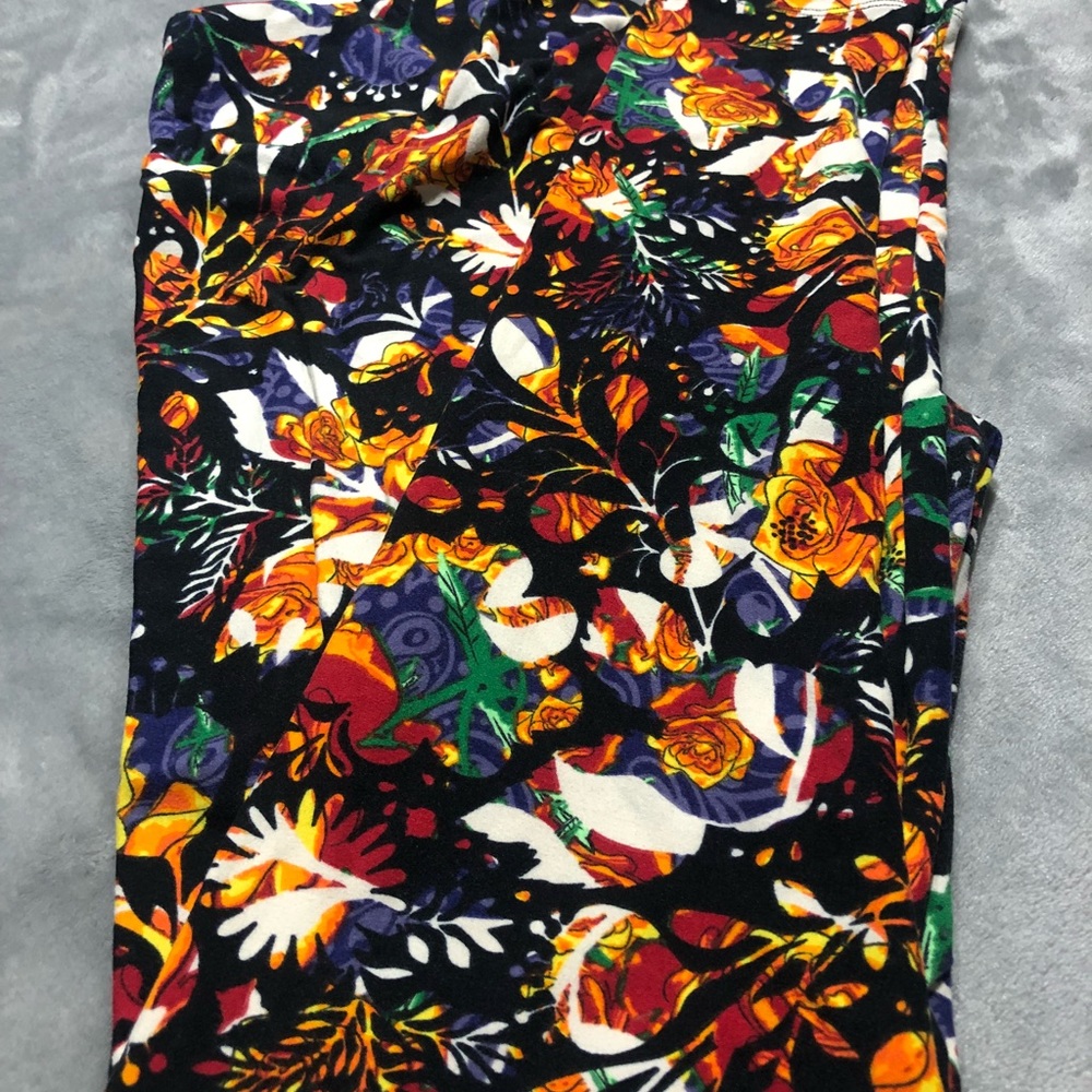 Tc lularoe leggings